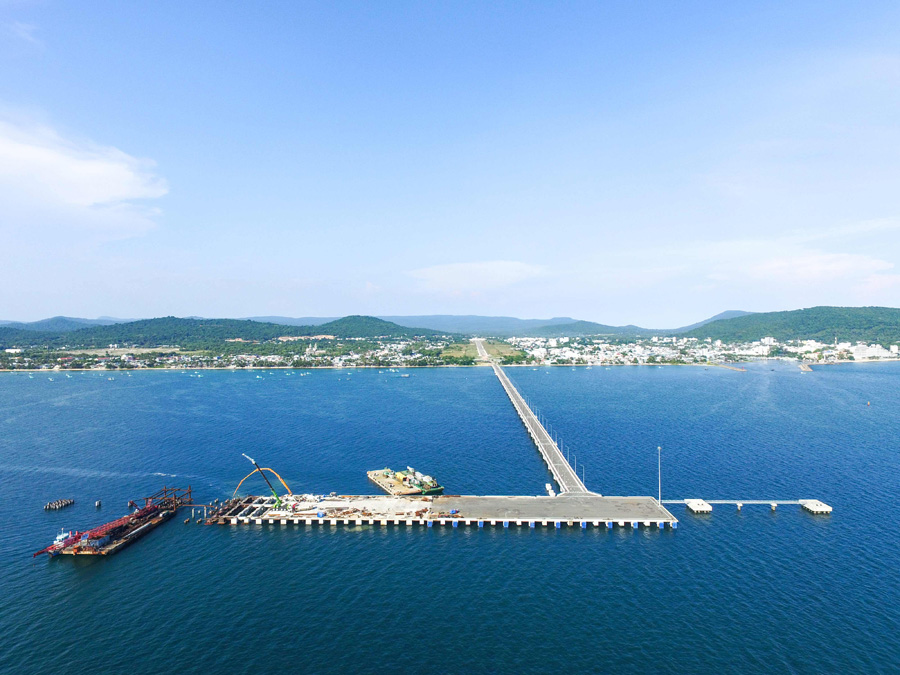 Cầu cảng Phú Quốc là điểm giao thương về kinh tế 